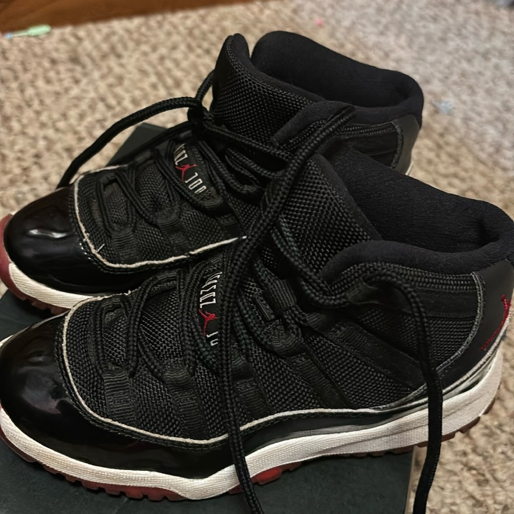 Retro 11 bred